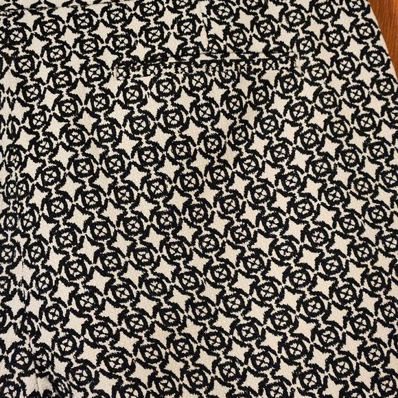 JOE Fresh Patterned Shorts Size 12 - Picture 4 of 5